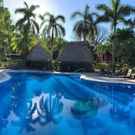 Mal Pais Surf Camp Hotel Playa Santa Teresa  Kültér fotó